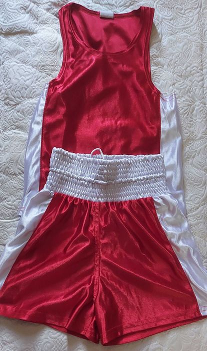 Продам костюм для бокса