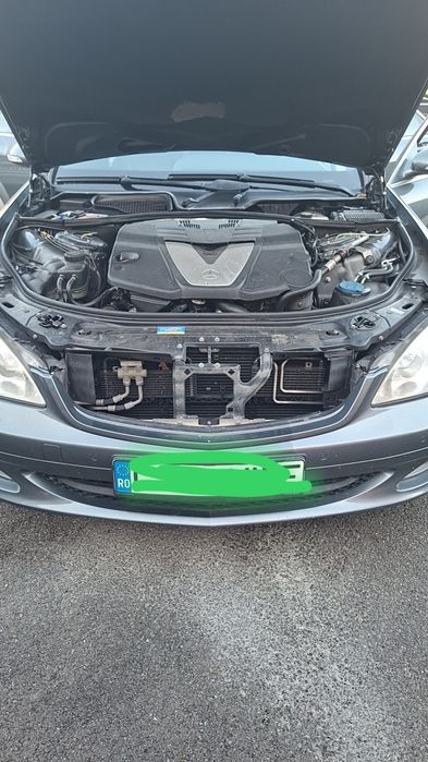 Vând Mercedes s class 320