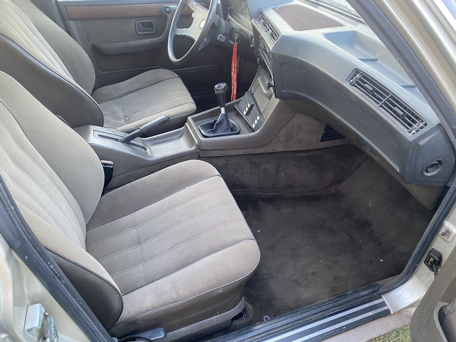 Bmw 728 i/ trapa/ istoric / manual