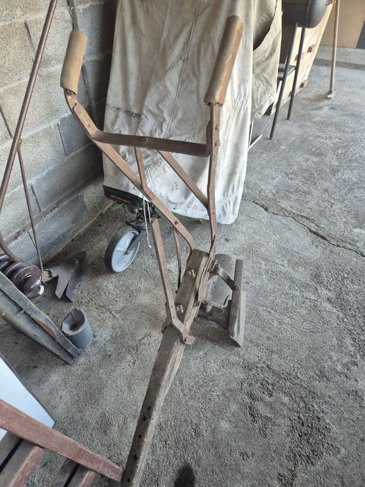 Старо рало за оране