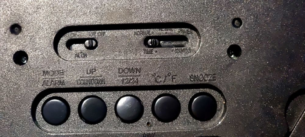 Ceas de masa/perete electronic,vintage