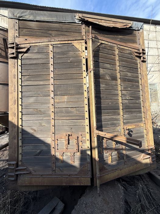 Продам будку-кузов на камаз