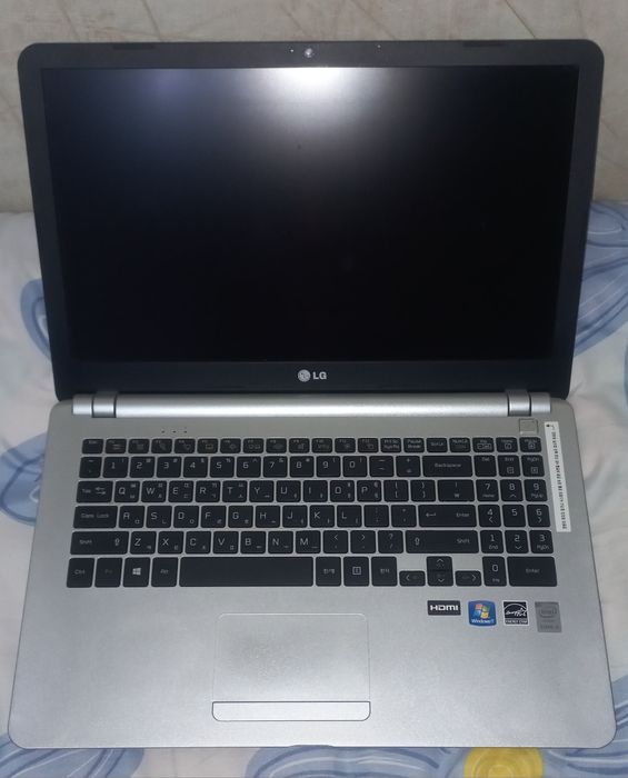 Ноутбук/ Notebook LG/ Переносной компьютер