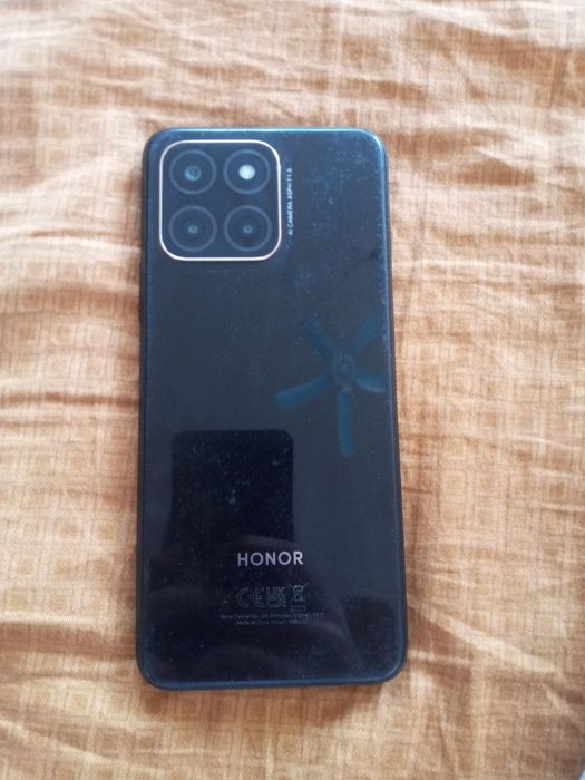 Honor x6 64gb tiniq holatda, ideal karobka dokument bor,