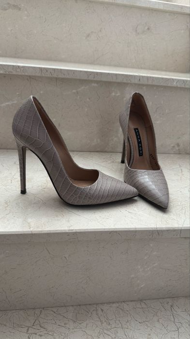 Pantofi din piele naturala