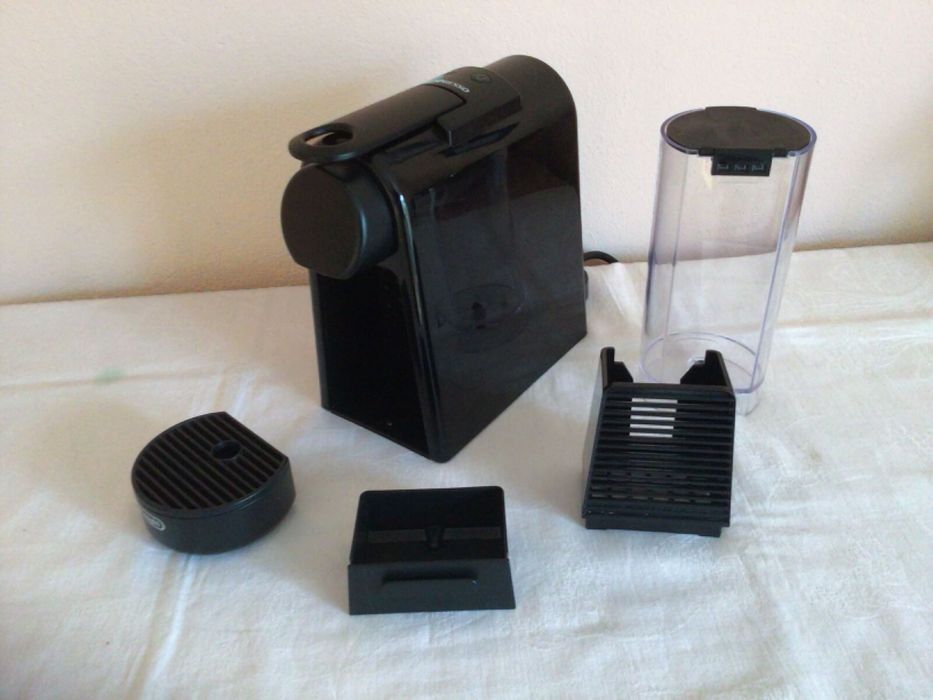 Nespresso De'Longhi Essenza Mini