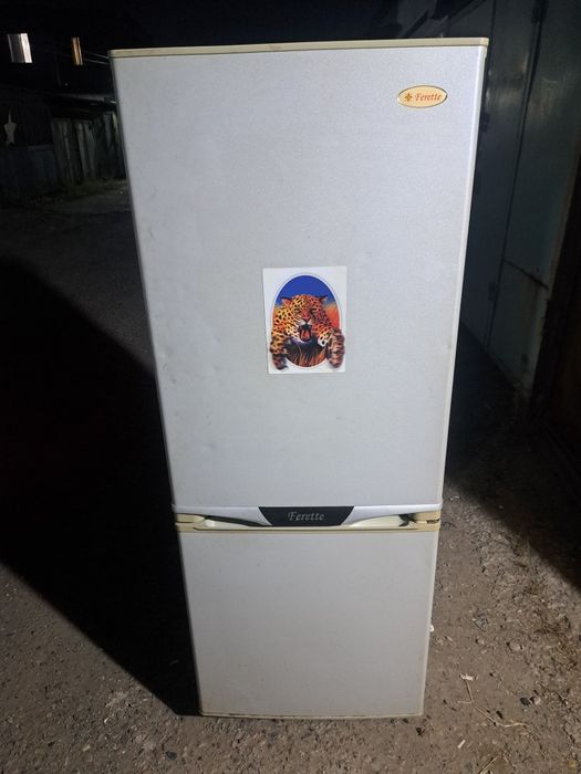 Продам холодилник