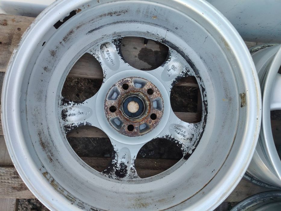 Borbet 15-5x100 ET35  7.25j Volkswagen Polo