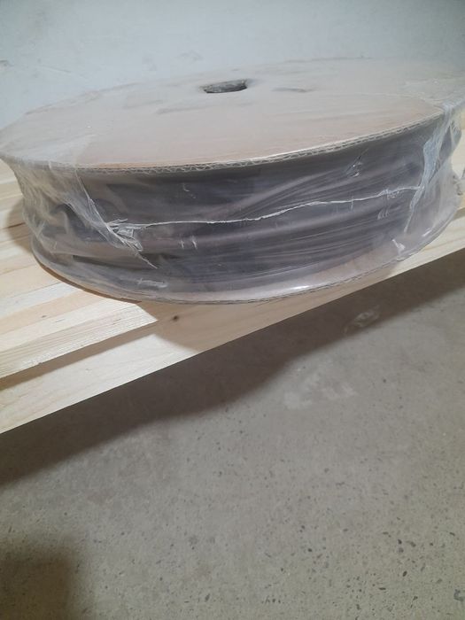 Eshik karopkasiga rezinka.-