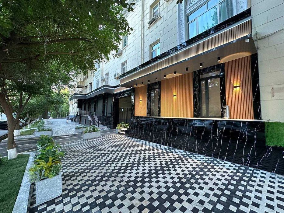 Офис • Ц-1, ор-р Чайков
1 этаж
Площадь: 100 м²