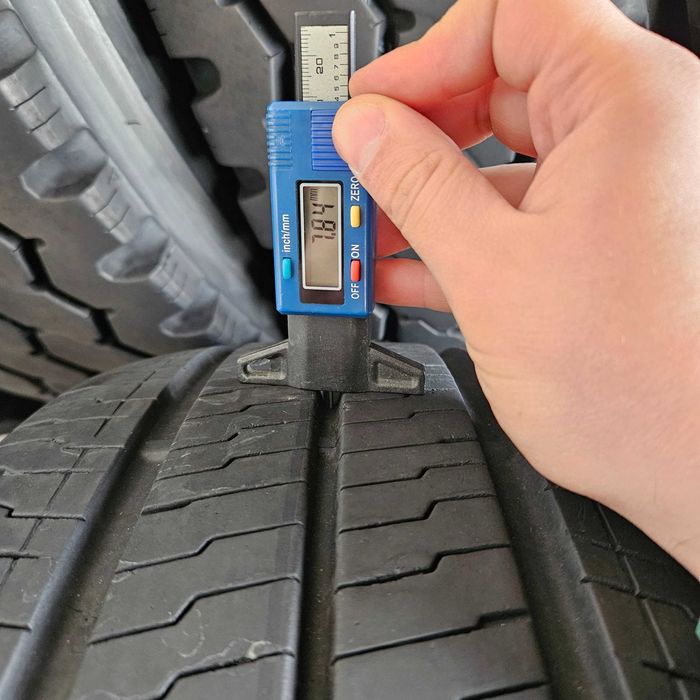 2 летни бусови гуми 235/65R16C Continental VanContact Eco 115/113R DOT2023 made in Slovakia