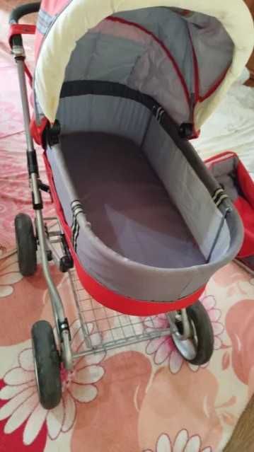 Коляска, состояние как новое