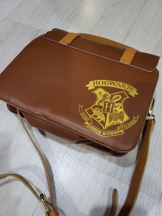 Продам сумку бу Гарри Поттер за 5000тг