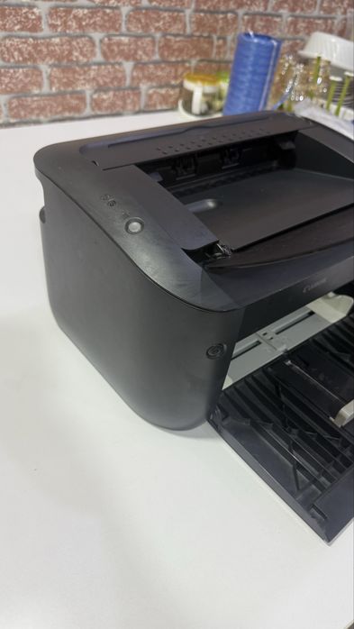 Продам принтер canon 6030 sotiladi