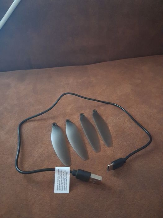 Дрон с HD камера – сгъваем, лесен за управление