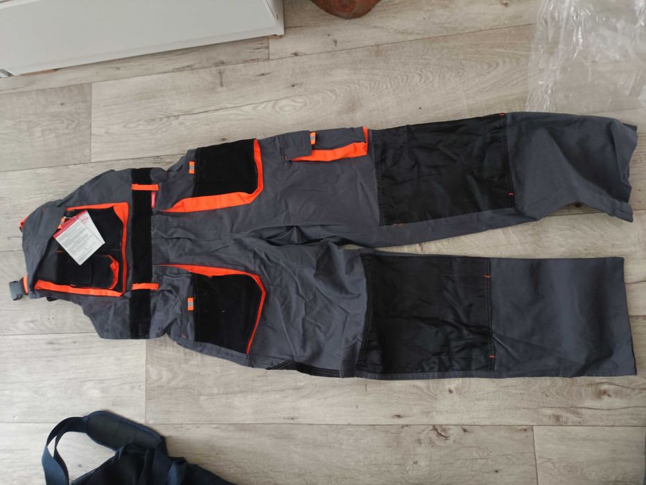 Спецодежда(сварочная монтажная)