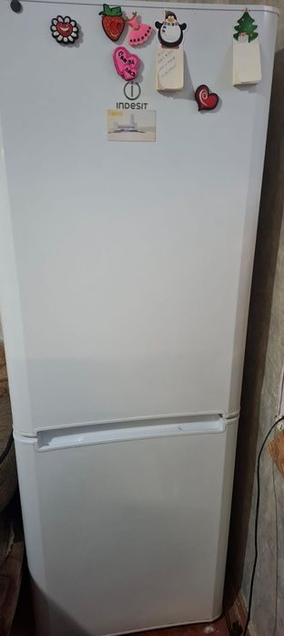 Продается холодильник