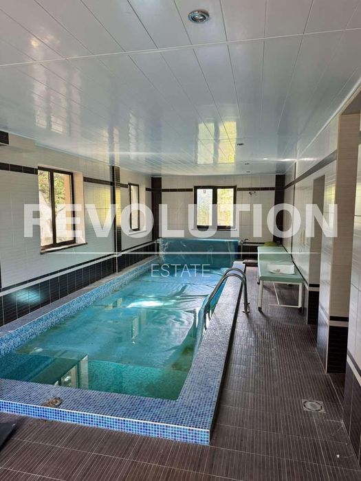 Дава се под наем Къща в с. Близнаци, Област Варна - 600 кв.м за 2343.96 € - Снимка #9