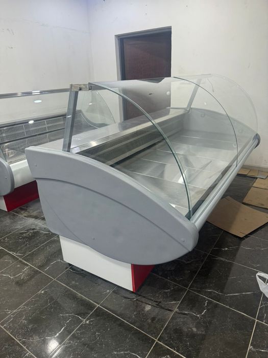 Витринные холодильники