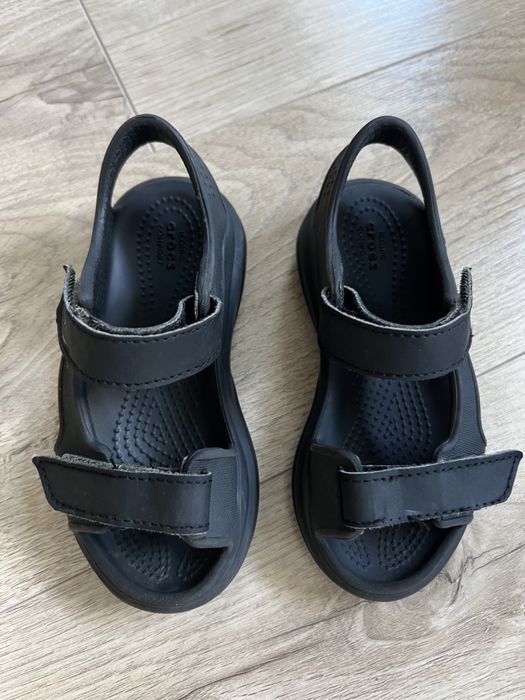 Sandale Crocs 11