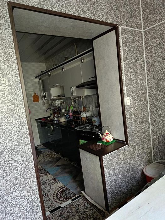 Продается трёх комнатная квартира в городе Ангрене. 5/1б 4 этаж