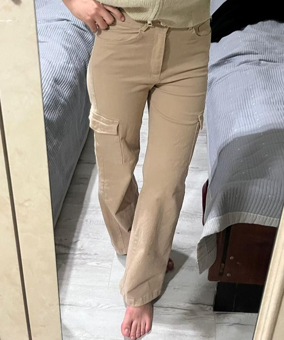 Джинсы сатылады жаңа