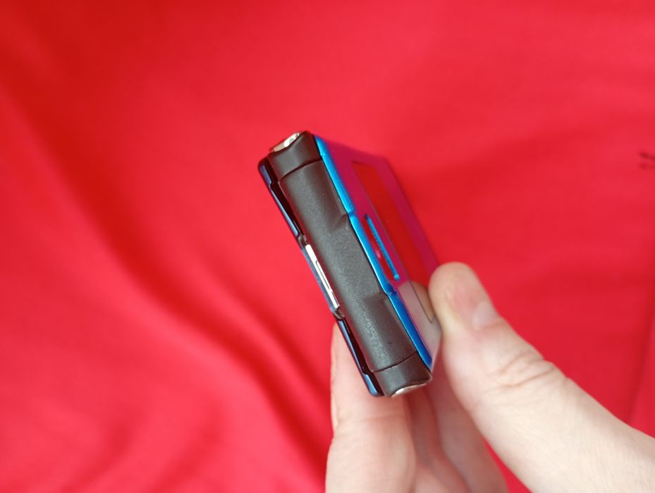 Motorola V3  ( decodat, refurbished)