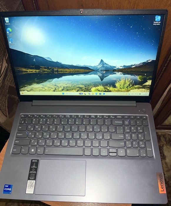 Ноутбук Lenovo IdeaPad Slim 3 15IRH8