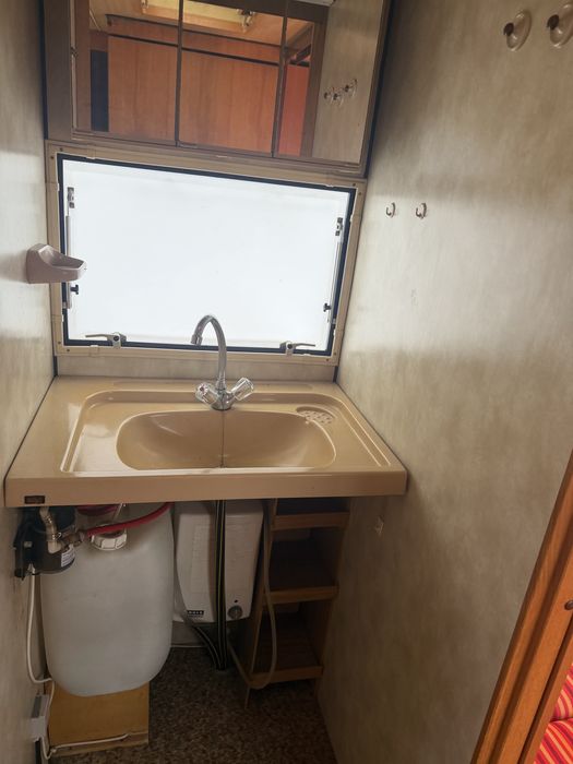 Vînd rulota fara acte 1450 euro