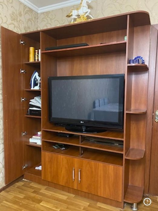 Продам хороший шкаф