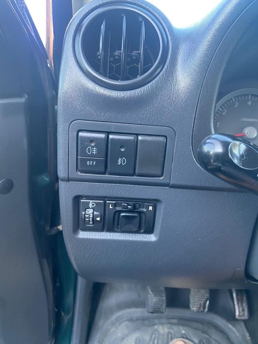 Suzuki Jimny 1,3 benzină pregătită de offroad