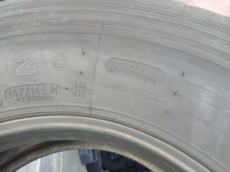 1 тежкотоварна гума 305/70R19.5 Michelin XZE2+ 147/145M M+S Germany