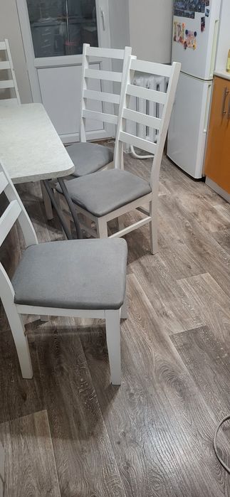 Продам стулья 6 шт