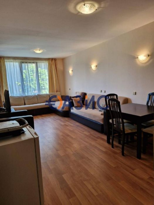 Продава се Хотел в Царево - 77 кв.м за 543 €/кв.м - Снимка #4