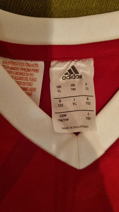 ADIDAS червена спортна тениска 12 години