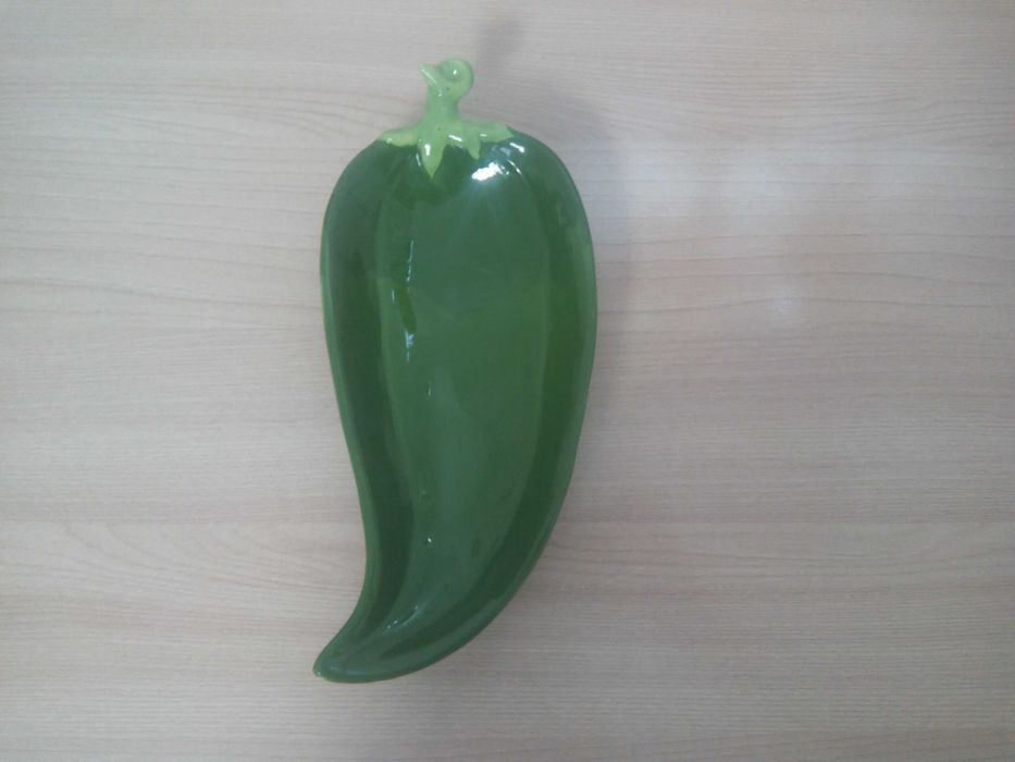 Блюдо керамическое "Перец" см.фото