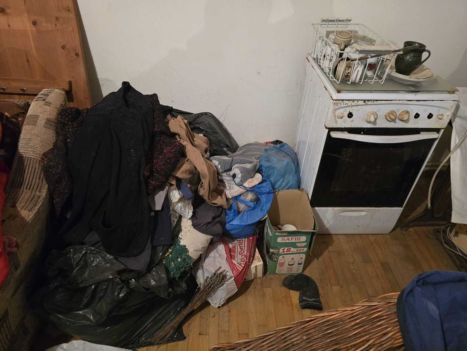 Curatenie si eliberare apartamente de mobila veche , eliberare moloz