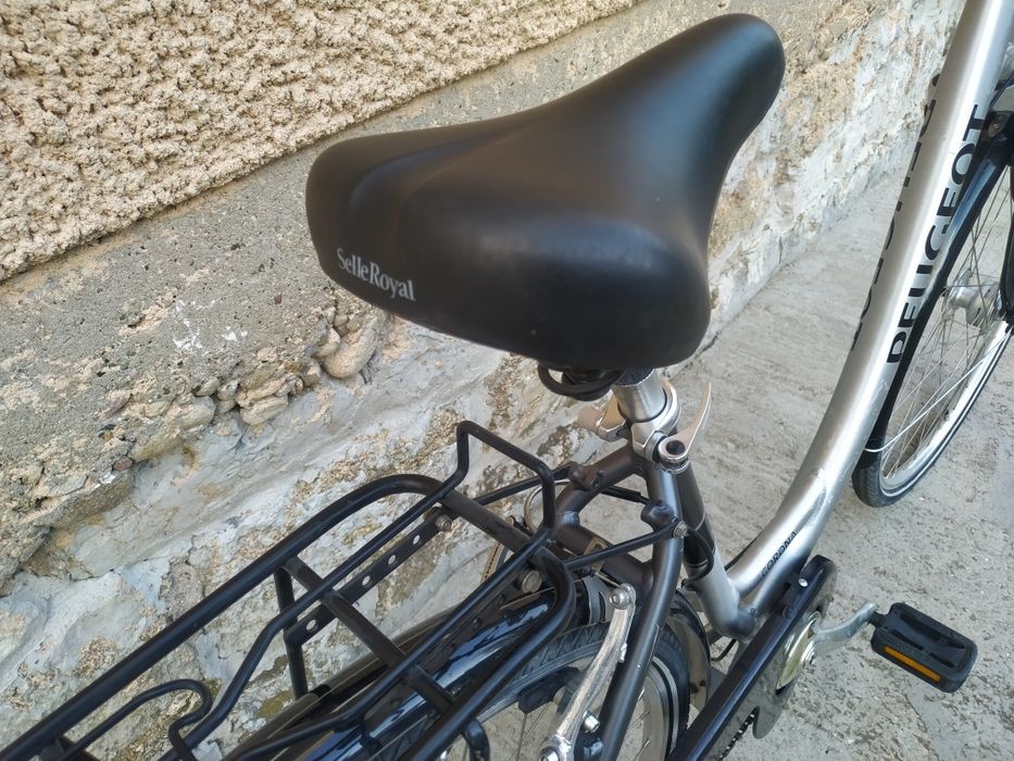 Peugeot Corona 28 цола