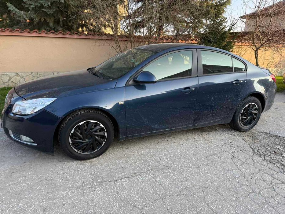 Opel Insignia 2011