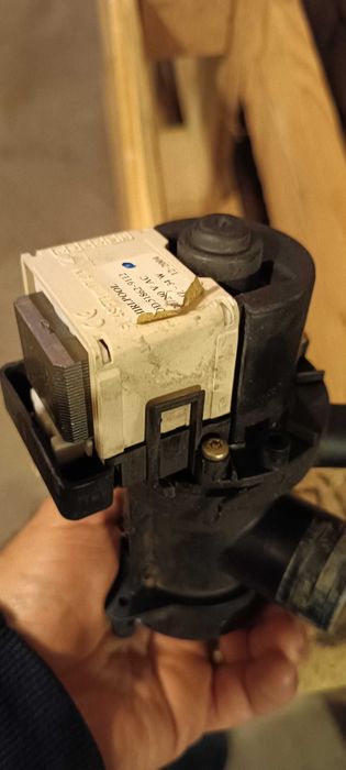 Пералня whirlpool FL 5105