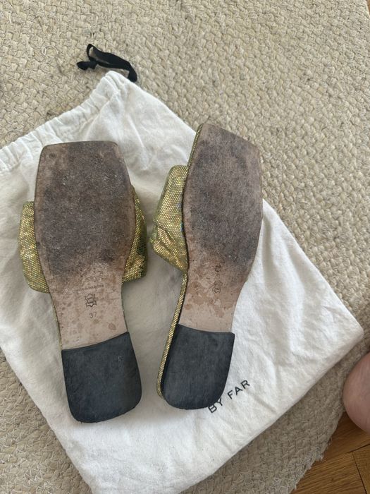 By far чехли 37 блестящи