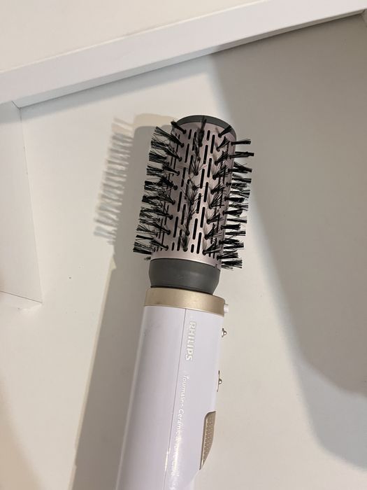 Фен-щетка вращающаяся Philips Nl 9206