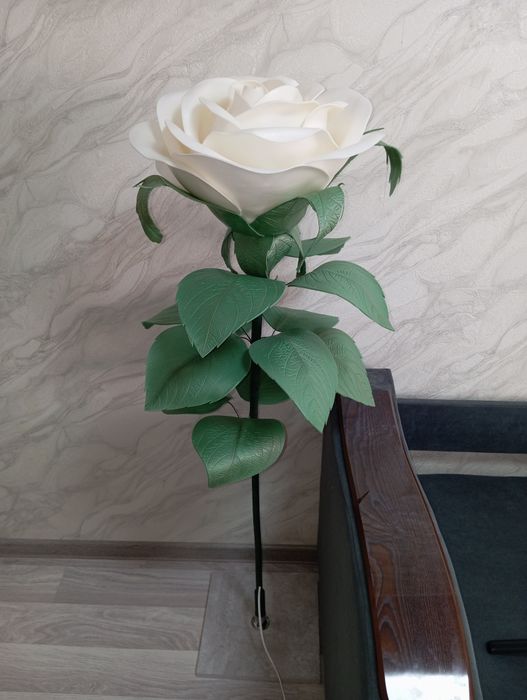 Светильник из изолона