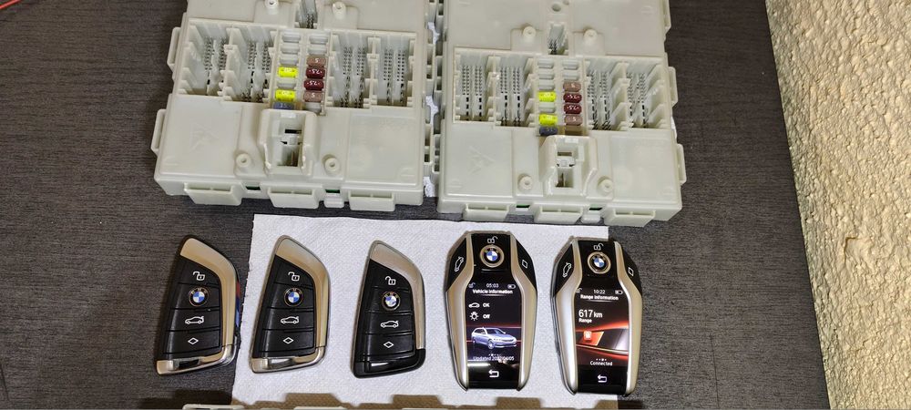 BMW cheie smart BMW cheie cu display BMW G30 G31 G38 G11 G01 G02 X3 X4