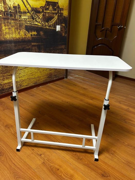 Срочно продаю стол