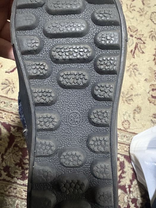 Продам детскую зимние сапоги