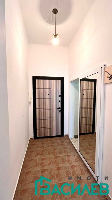 Дава се под наем Тристаен апартамент в София, Център - 88 кв.м за 698.19 € - Снимка #9