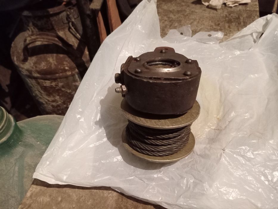 Продаётся ЛЕБЁДКА.