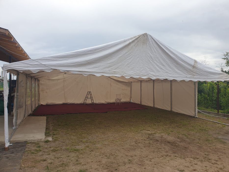 vand cort pentru evenimenre