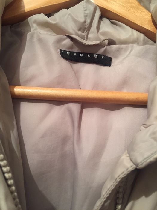 Плащ           Sisley. Осень зима